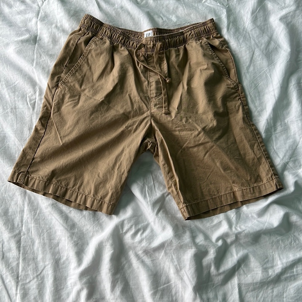 Gap Khaki Elastic Shorts Small